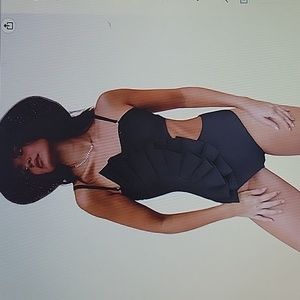 Sporlike Black One Piece Swimsuit Monokini double flounce padded cut out…XL NEW